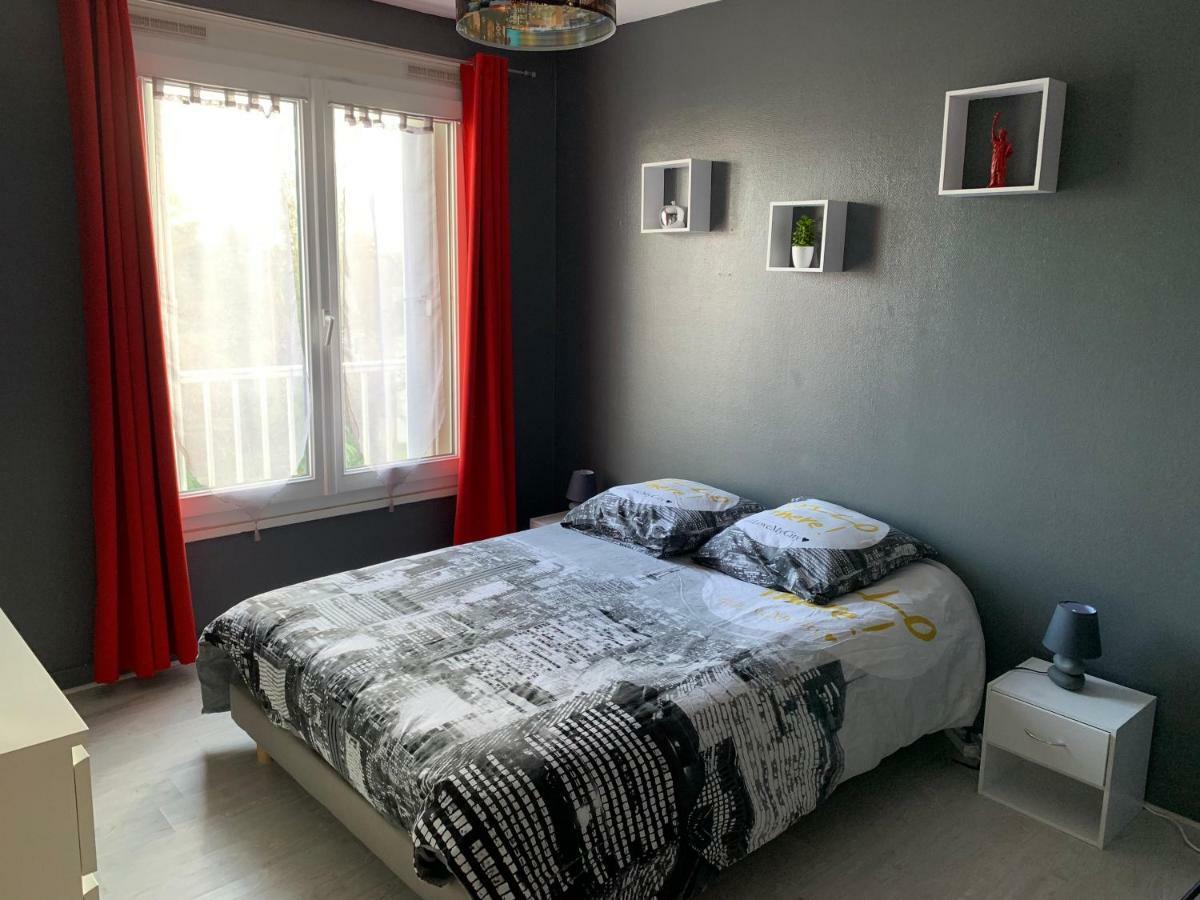 Appartement Le Grand Parc ชาโตรูซ์ ภายนอก รูปภาพ